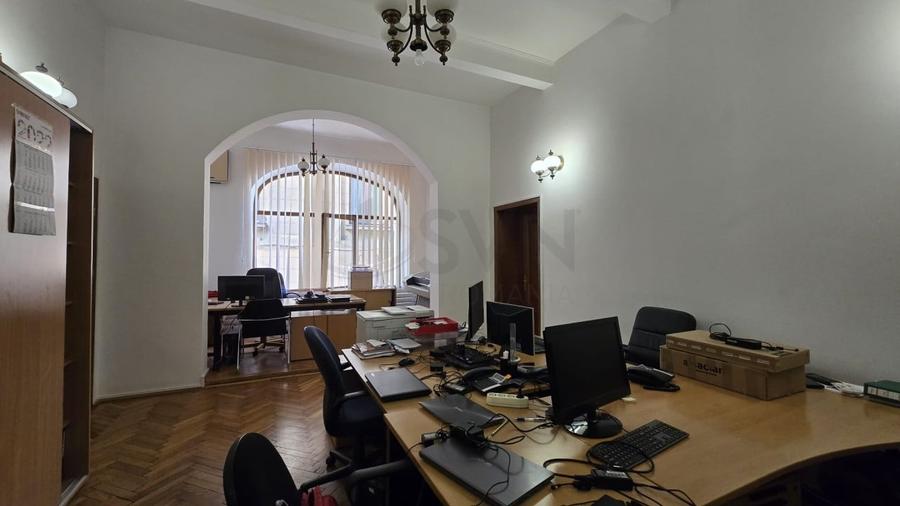 Spațiu comercial, de 200 mp, în Cișmigiu