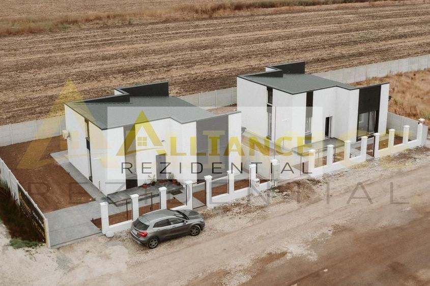 Casă cu 3 camere cu Canalizare în Berceni