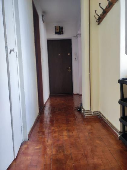 Apartament cu 2 camere decomandat în Mărăști