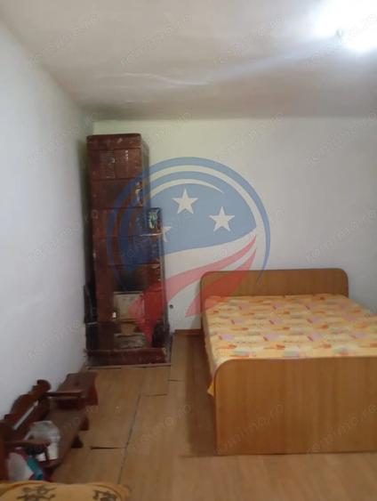 Casă cu 2 camere cu Teren 624 Mp în Bariera Vâlcii