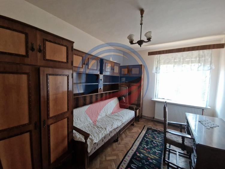 CASA /VILA str. Ana Ipatescu - 31