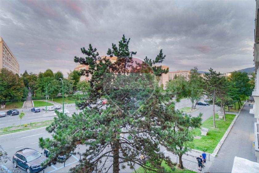 DE INCHIRIAT Apartament 2 camere B- dul Victoriei 4, etaj 2din7! - 13