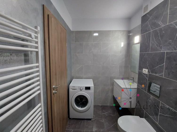 Apartament cu 2 camere decomandat, mobilat în Tractorul