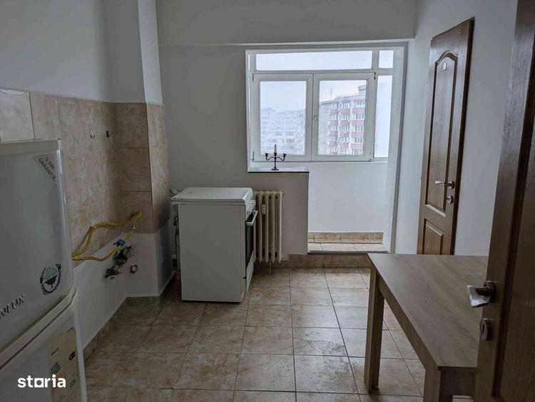 Apartament cu 2 camere decomandat în Dristor