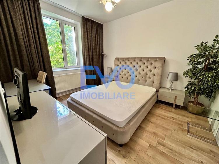 Apartament cu 2 camere decomandat în Ultracentral