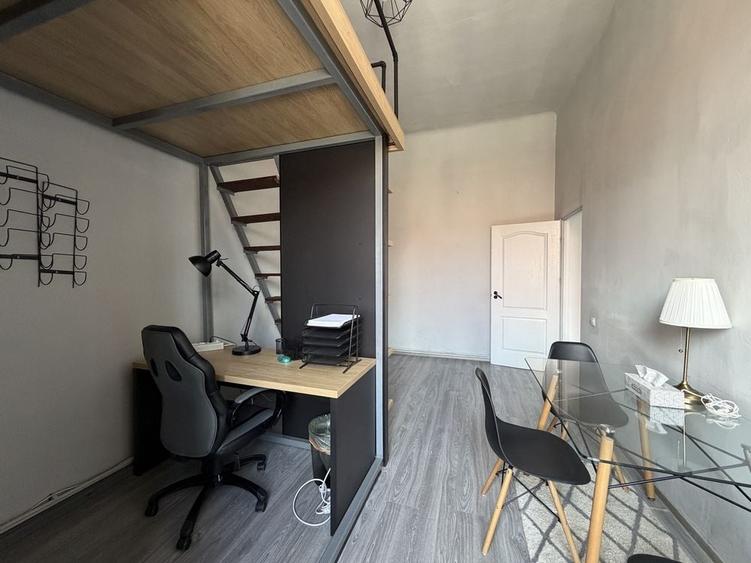 Apartament cu 3 camere decomandat în Ultracentral