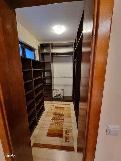 Apartament cu 3 camere decomandat în Bucium