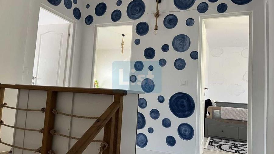 Casă cu 5 camere cu Teren 252 Mp în Porolissum