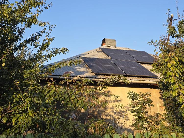Casă cu 3 camere cu Teren 2000 Mp în Zimbru