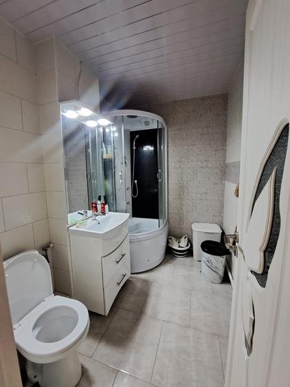 Apartament cu 3 camere în Petros