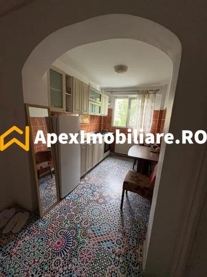 Apartament cu 2 camere semidecomandat, mobilat în Basarabia