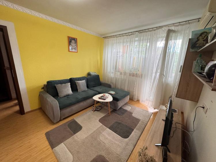 Apartament 2 camere de vanzare situat in zona Brotacei, C - 2