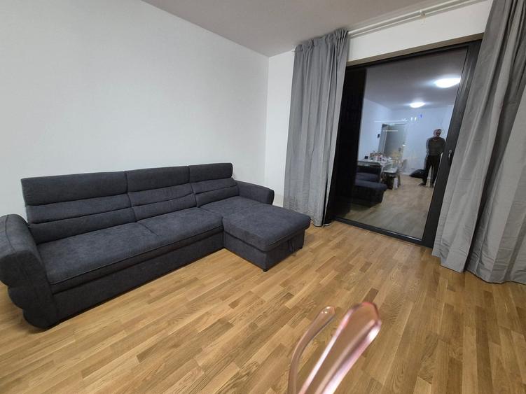Apartament cu 2 camere semidecomandat în Central