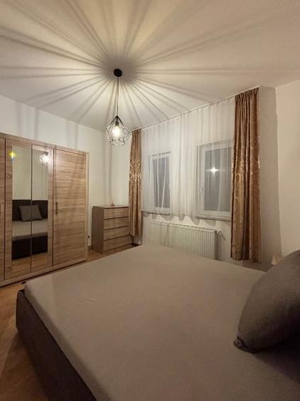 Apartament cu 2 camere semidecomandat, mobilat în Giroc