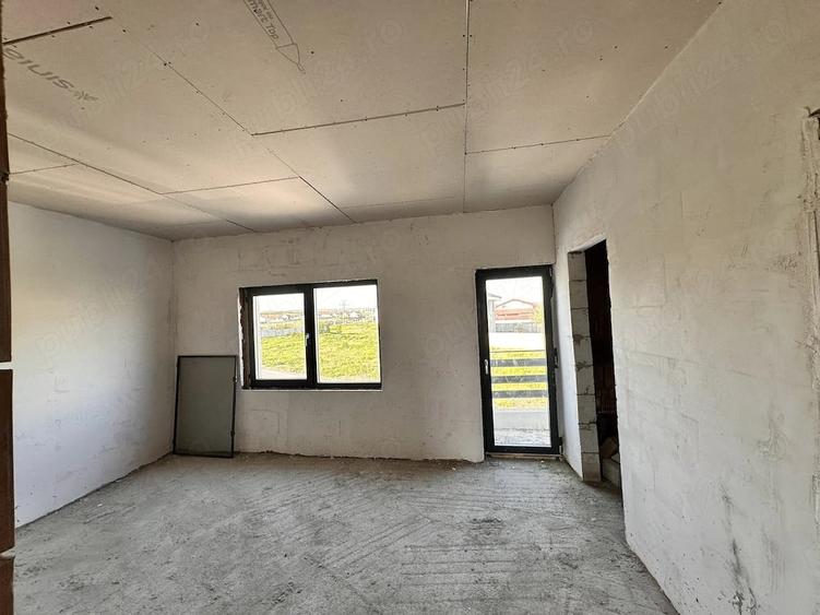 Casă cu 4 camere cu Teren 260 Mp în Central