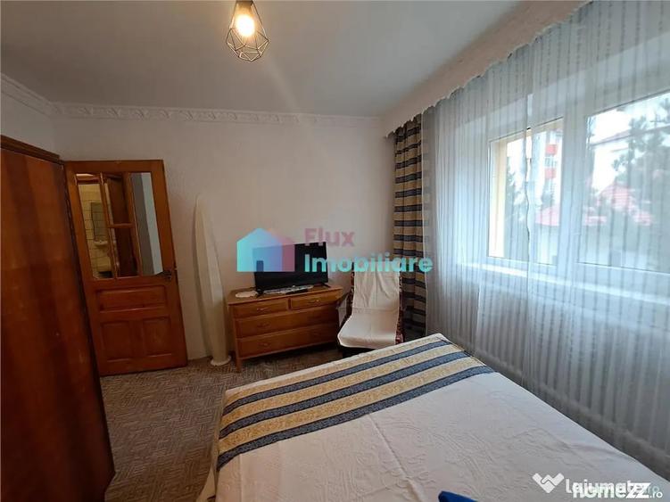 Apartament cu 3 camere decomandat în Obcini
