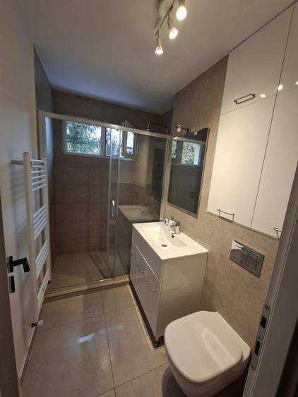 Apartament cu 2 camere semidecomandat în Gemenii