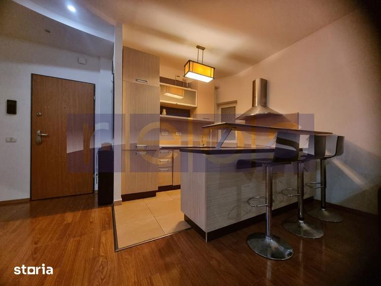 Apartament cu 3 camere decomandat în Vitan