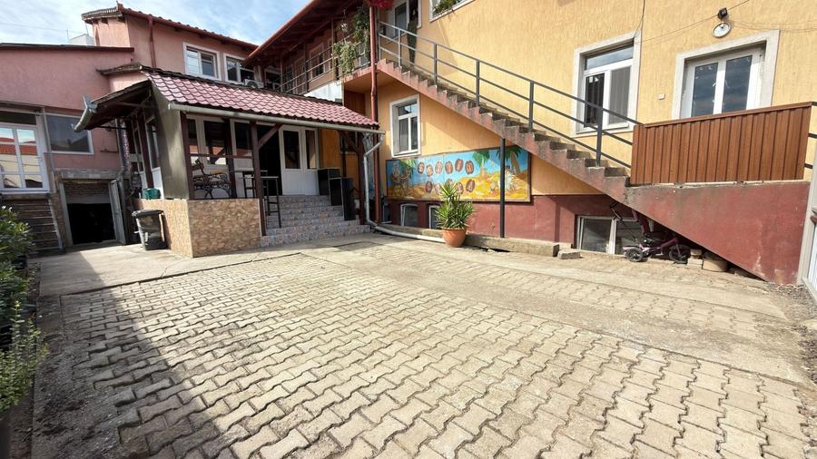 Spațiu comercial, de 161 mp, în Central