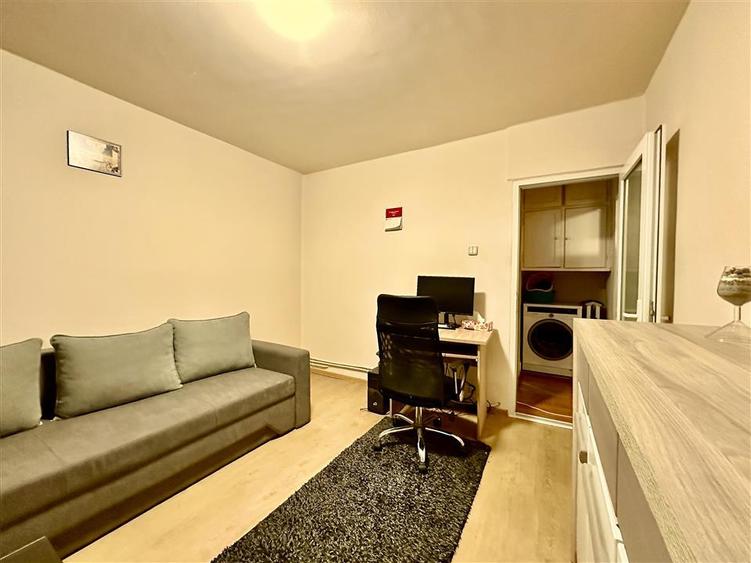 Apartament cu 2 camere decomandat în Micălaca
