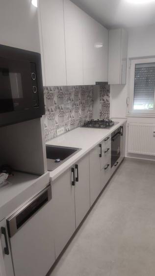 Apartament cu 2 camere decomandat, mobilat în Turda