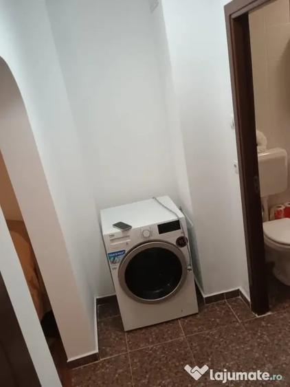 Apartament cu 2 camere semidecomandat în 1 Mai