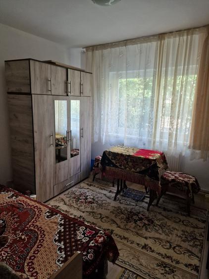 Apartament cu 2 camere decomandat în Craiter