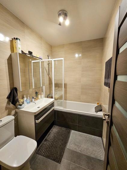 Apartament cu 3 camere decomandat în Paltin