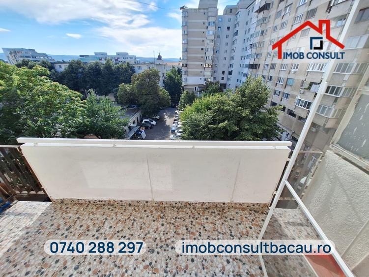 Apartament cu 2 camere decomandat în Central