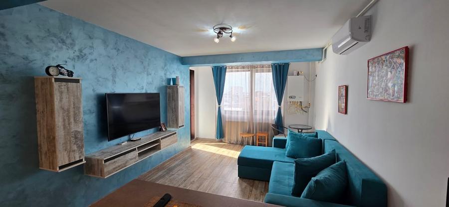 Apartament cu 2 camere decomandat, mobilat în Central