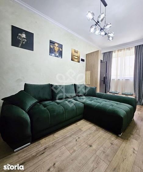 Apartament cu 3 camere semidecomandat în Orașul Nou