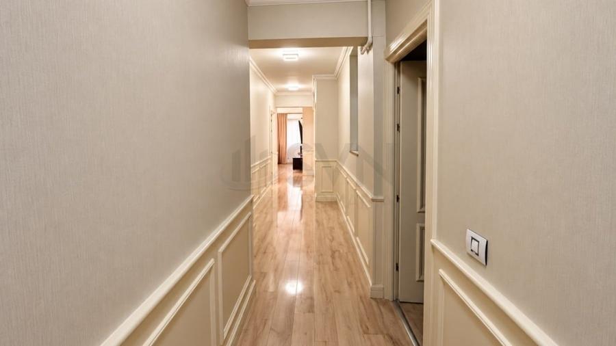 Apartament cu 4 camere decomandat, mobilat în Bucureștii Noi