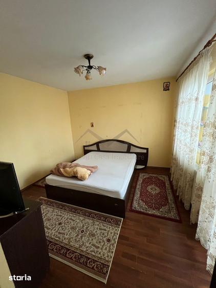 Apartament cu 2 camere nedecomandat în Podu Roș