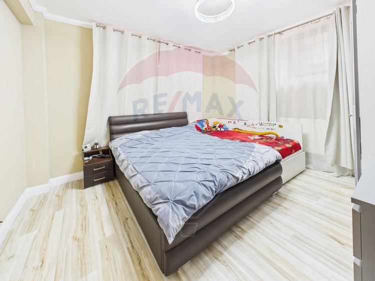 Apartament cu 3 camere semidecomandat, mobilat în Jiului