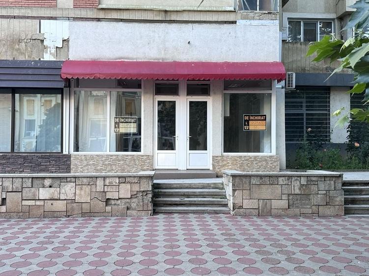 Spațiu comercial, de 50 mp, în Central