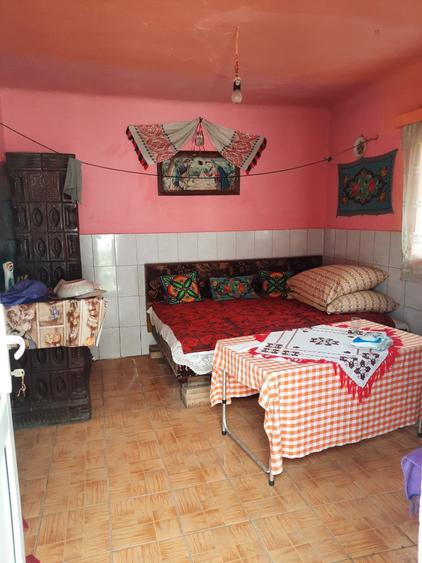 Casă cu 4 camere în Exterior Vest