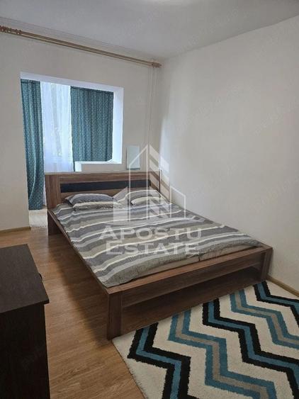 Apartament cu 3 camere decomandat, mobilat în Medicină