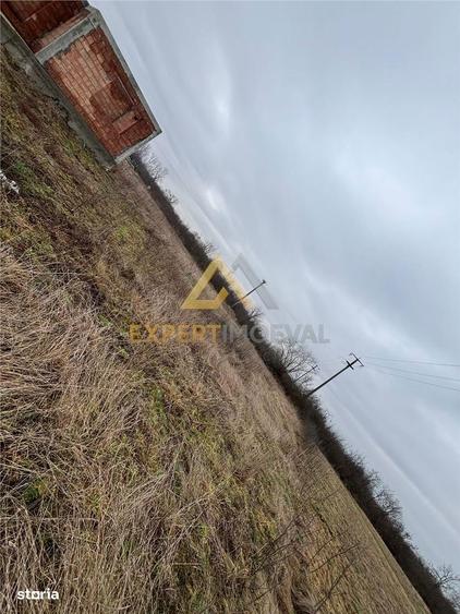 Teren de 968 mp, în Recea