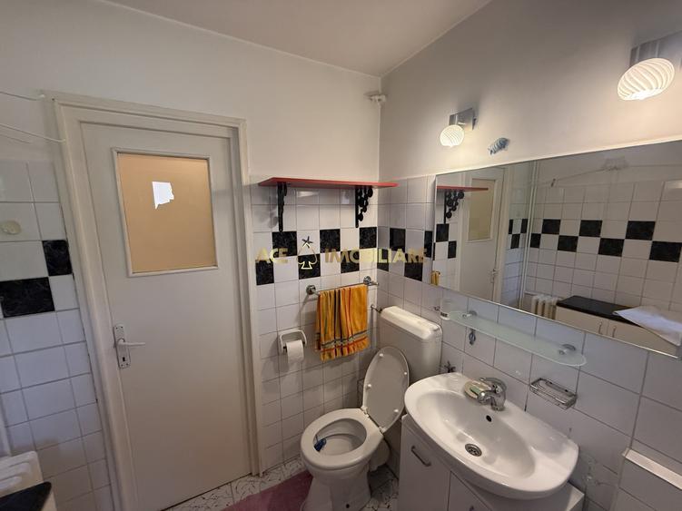 Apartament cu 3 camere decomandat, mobilat în P-ța Reșița