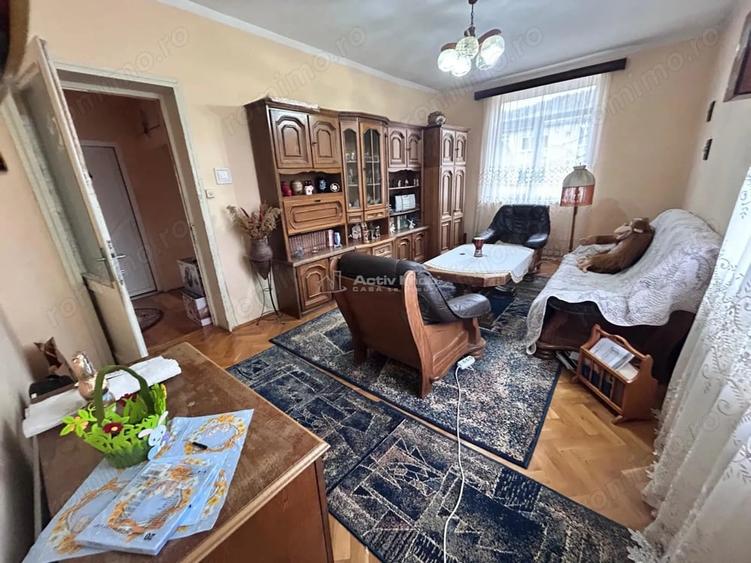 Apartament cu 3 camere decomandat în Luncă