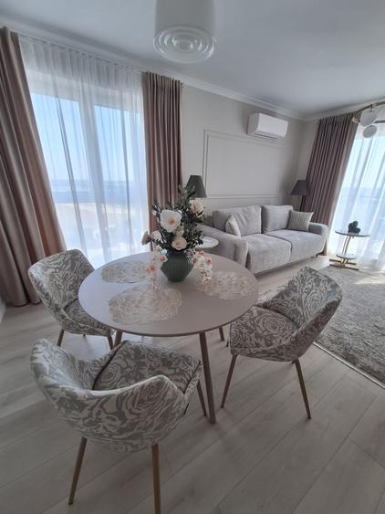 Apartament cu 2 camere decomandat în Lipovei
