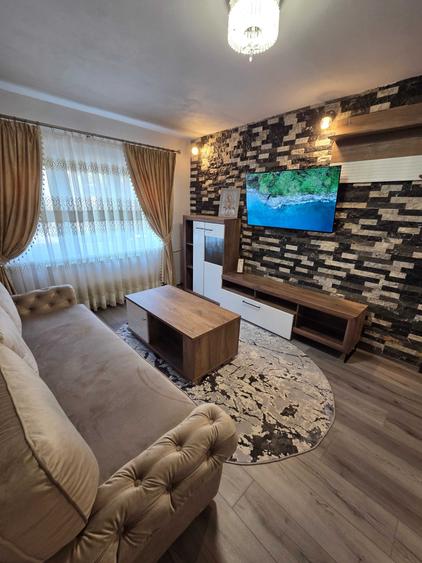 Inchiriez apartament 3 camere Oradea Nufarul - 1