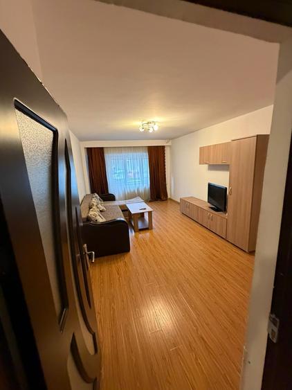 Apartament cu 2 camere decomandat în Inel II