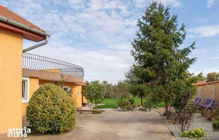 Casă cu 4 camere cu Teren 1130 Mp în Sântandrei