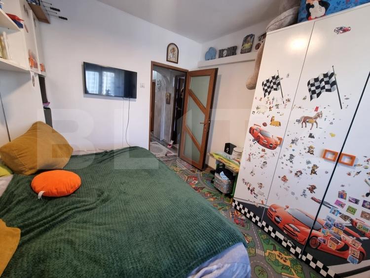Apartament cu 3 camere decomandat, mobilat în Păcurari