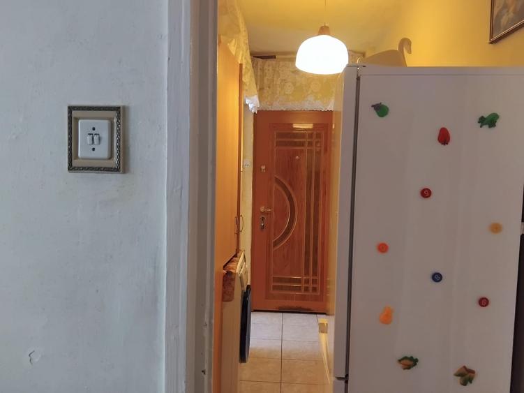 Apartament cu 2 camere semidecomandat în Sud