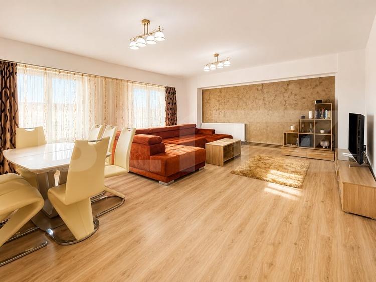 Apartament cu 3 camere decomandat, mobilat în Complex Studențesc