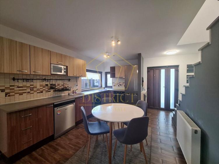 Duplex cu 3 camere cu Canalizare în Mehala