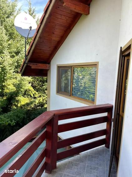 Casă cu 5 camere cu Teren 2000 Mp în Central