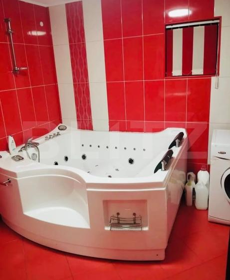 Apartament cu 4 camere semidecomandat, mobilat în Găești